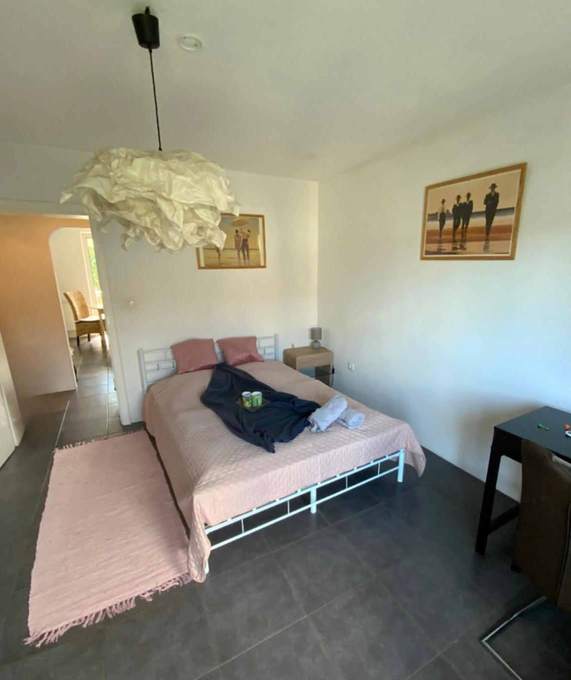 Luminous Apartment In Kehl Near Strasbourg, Conveniently Located Next To A Tram Stop With Direct Access To Strasbourg City Centre エクステリア 写真